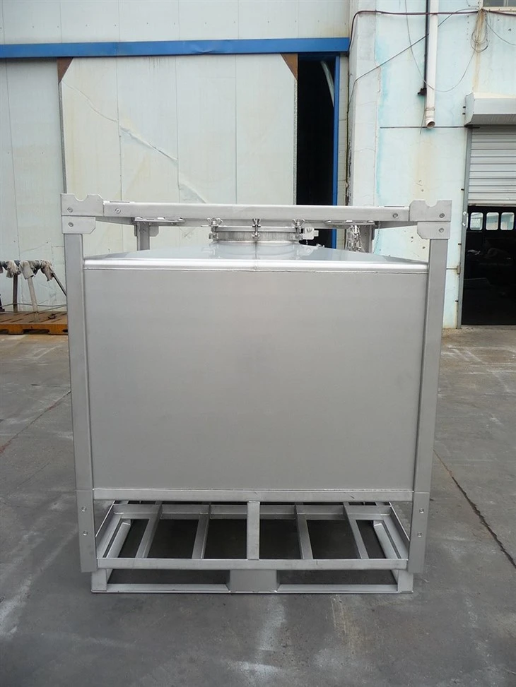 Stainless steel holding tank